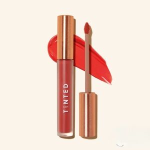 NEW Live Tinted HUELIP Liquid Lip Crème in Powerful (Orangey Red) Full Size